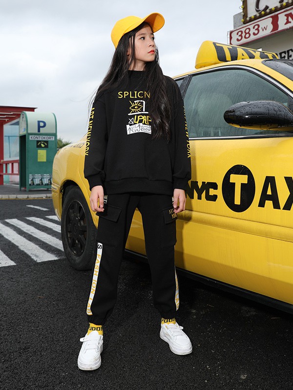 糖果布丁2020秋冬季黑色印花卫衣