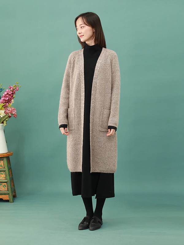 棉叙女装2020秋冬季卡其色长款针织衫