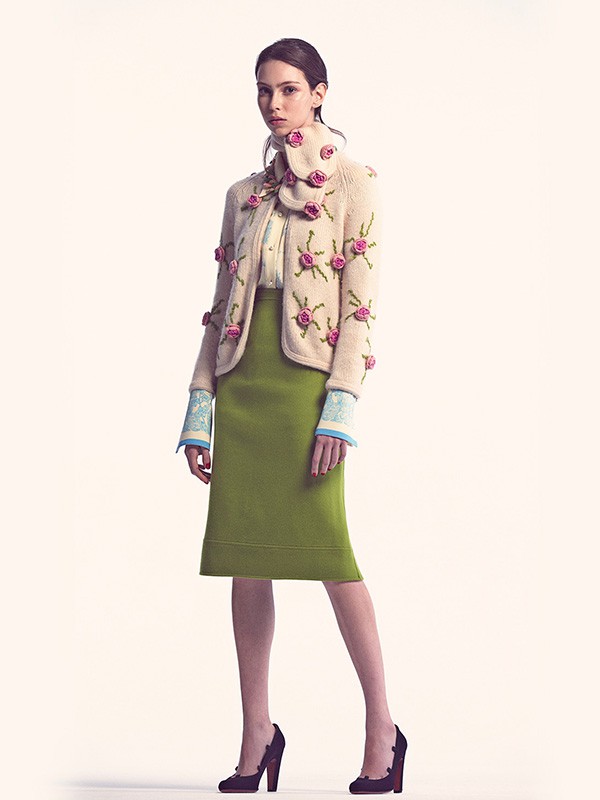 鄂尔多斯2020秋冬季杏色撞色外套