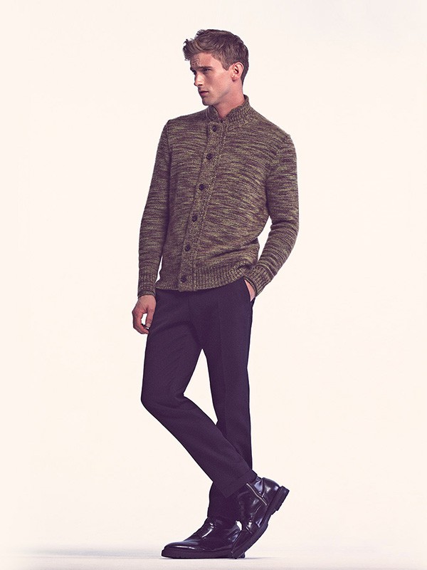 鄂尔多斯2020秋冬季绿色撞色外套