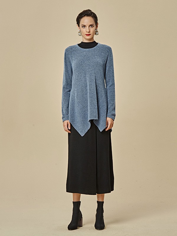 思凡女装2020秋冬季蓝色宽松针织衫