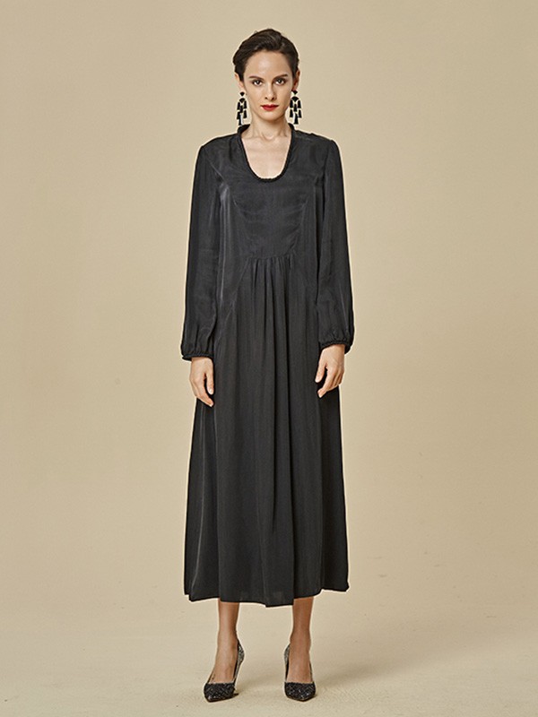 思凡女装2020秋冬季黑色长款连衣裙