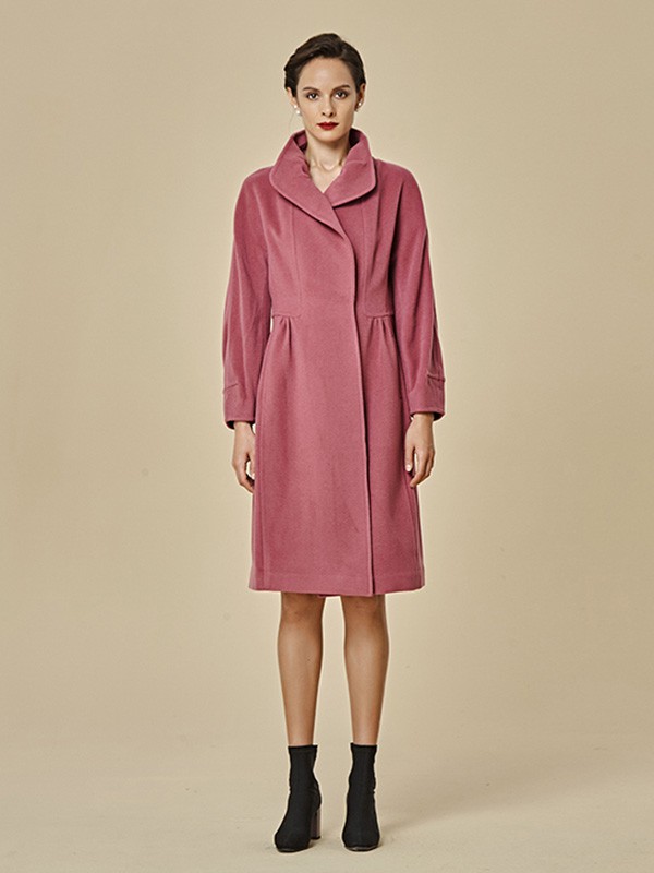 思凡女装2020秋冬季粉色宽松大衣
