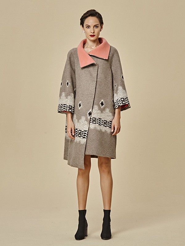 思凡女装2020秋冬季灰色不对称大衣