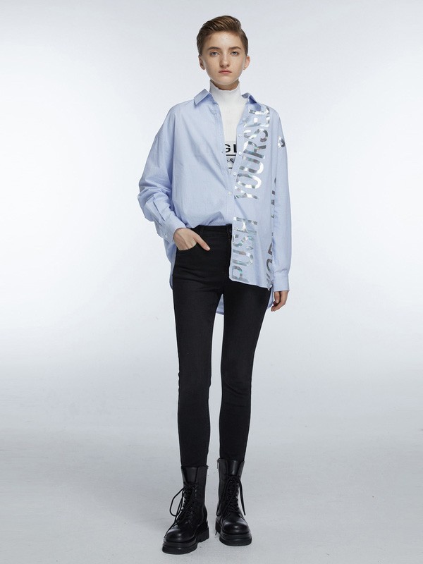 尤缇2020秋冬季蓝色印花衬衫