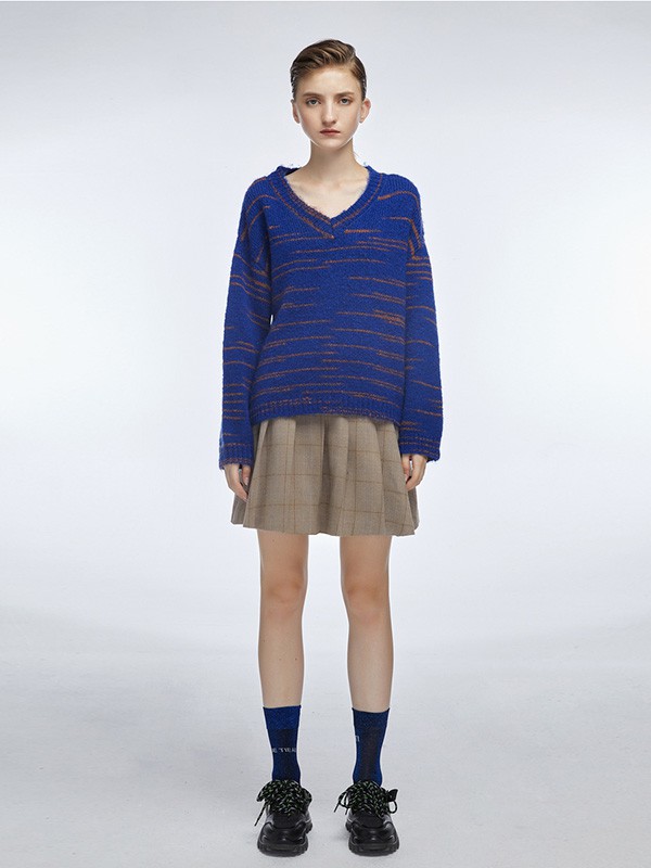 尤缇2020秋冬季蓝色撞色毛衣