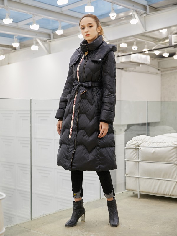 雁腾逸2020秋冬装女装