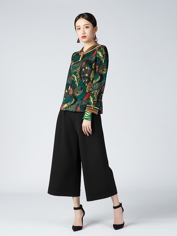 素罗依2020秋冬季绿色印花上衣