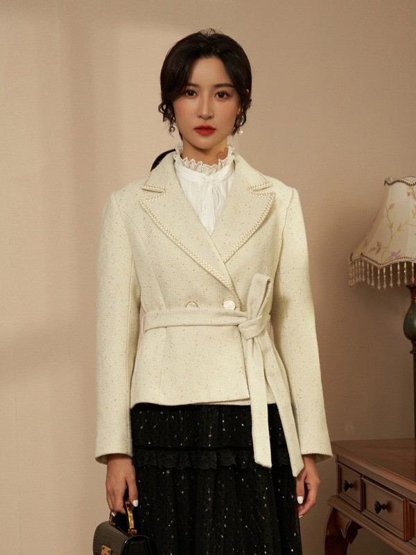 固执女装2020秋冬季米色收腰外套