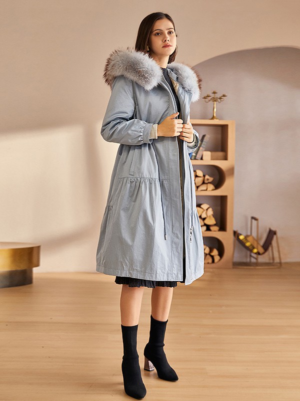 罗衣女装2020秋冬季蓝色带毛领羽绒服