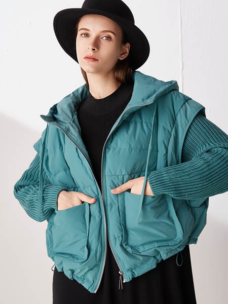 约布2020秋冬季绿色拼接羽绒服