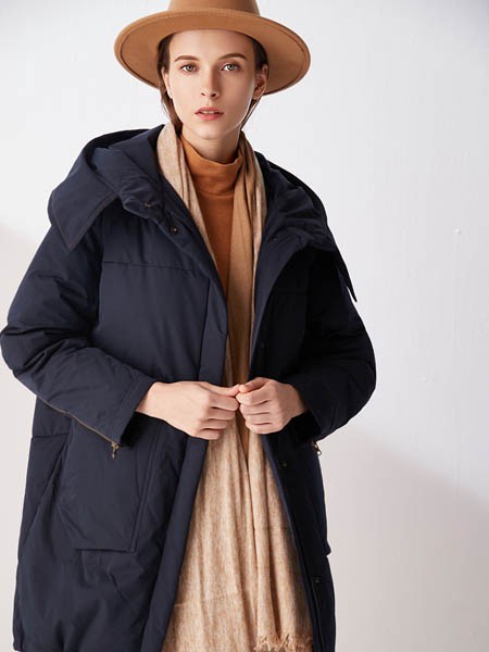 约布2020秋冬季黑色纯色羽绒服