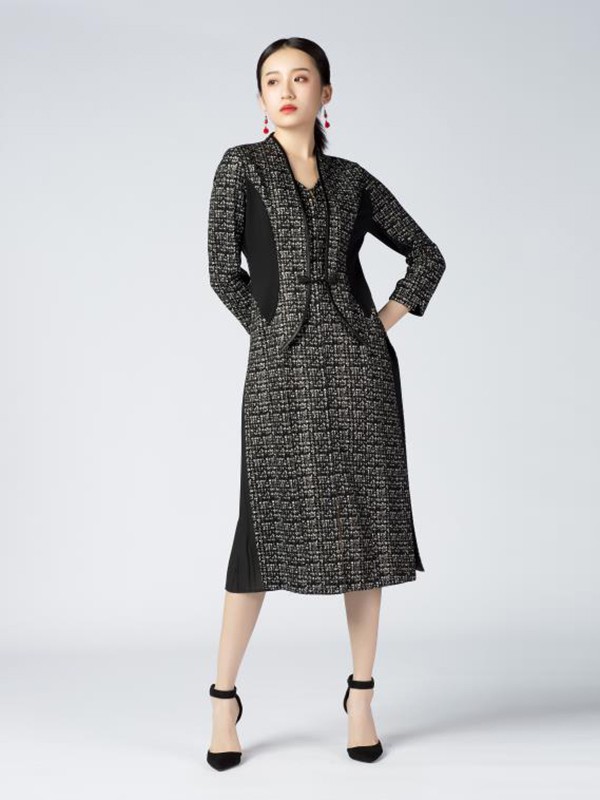 素罗依2020秋冬季黑色格子连衣裙