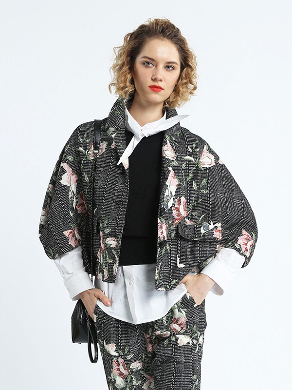 阁兰苏珊2020秋冬季黑色印花外套