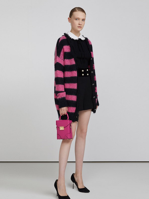 卡洛琳2020秋冬季粉色条纹外套