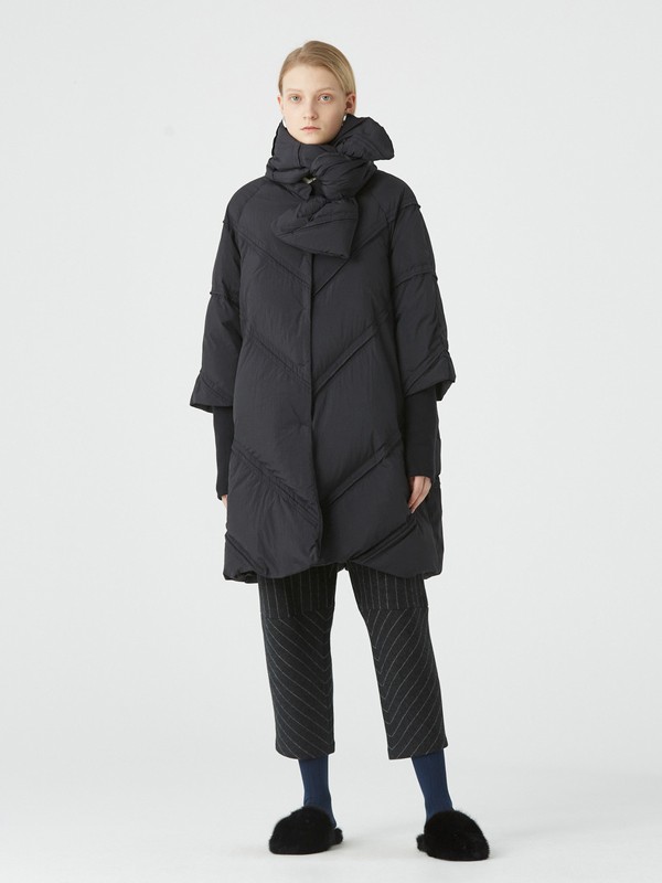 玛丝菲尔2020秋冬季黑色纯色羽绒服