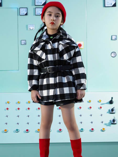 优仔优妹童装2020秋冬季黑色格子外套
