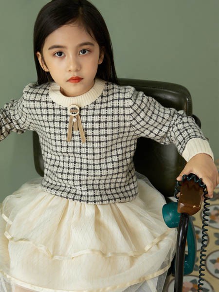 优仔优妹童装2020秋冬季米色纱网针织裙