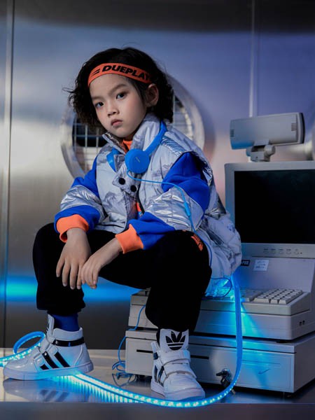 优仔优妹童装2020秋冬季银色拼接外套