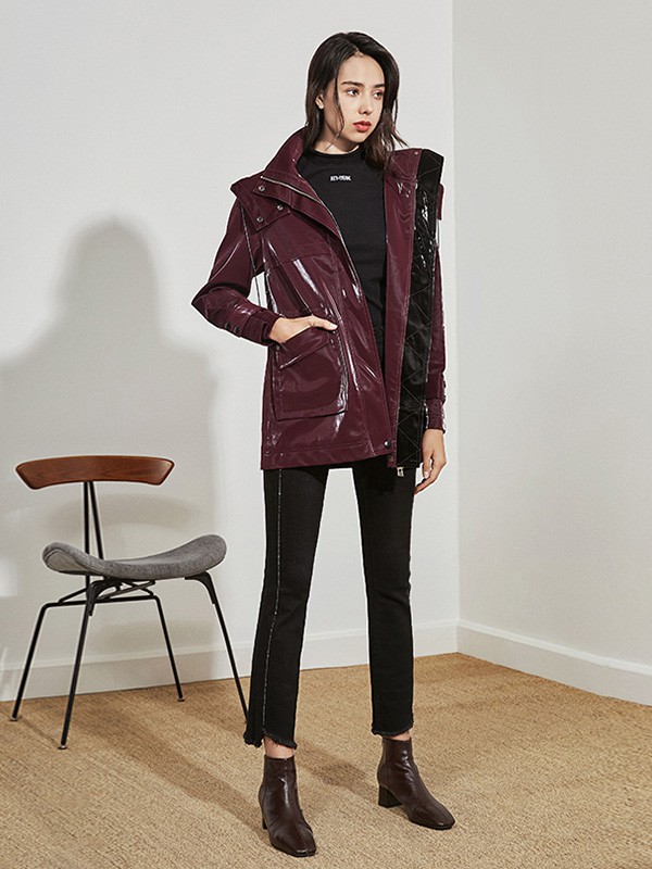 贝洛安2020秋冬季酒红色亮面皮衣