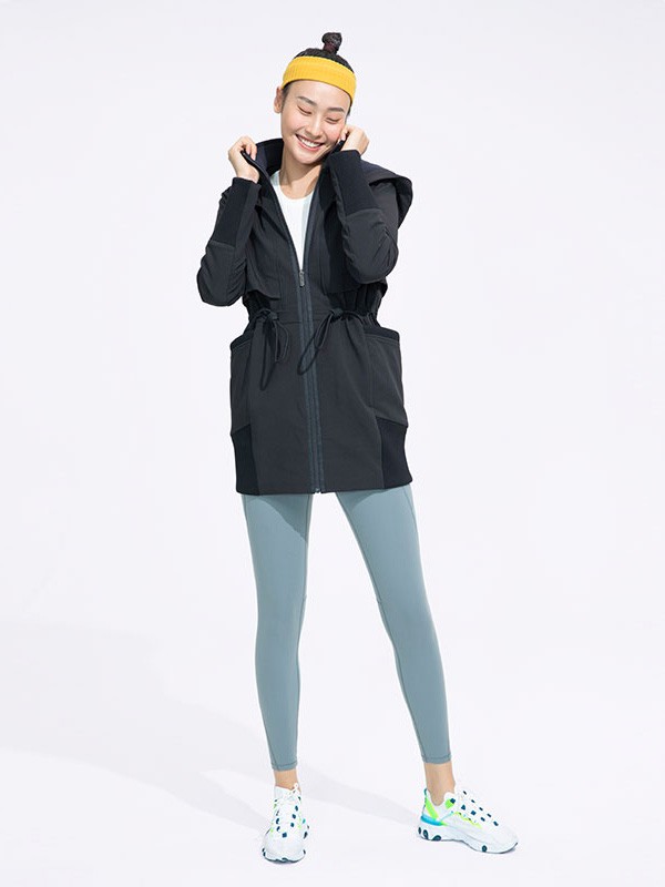 玛娅运动装2020秋冬季黑色收腰外套