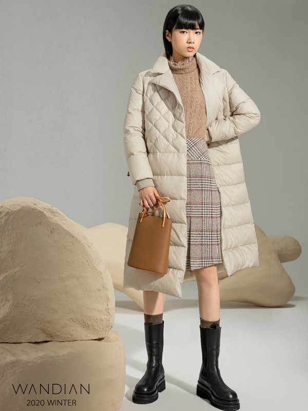 婉甸2020秋冬季米色长款羽绒服