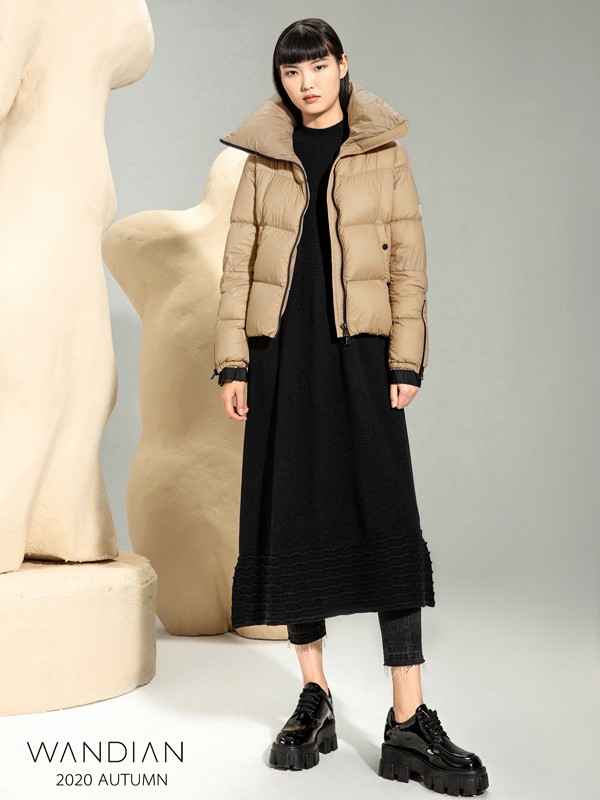 婉甸2020秋冬季卡其色纯色羽绒服