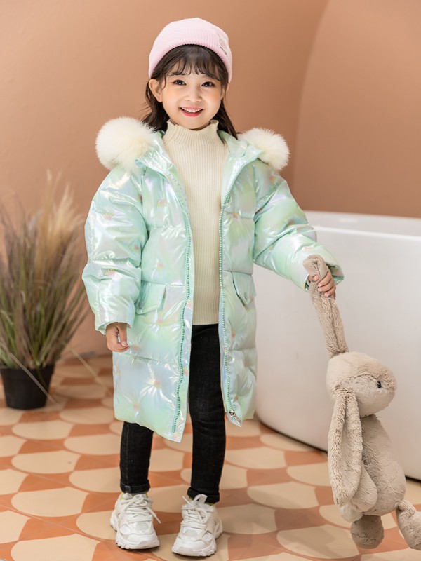 西瓜王子2020秋冬季绿色亮面羽绒服