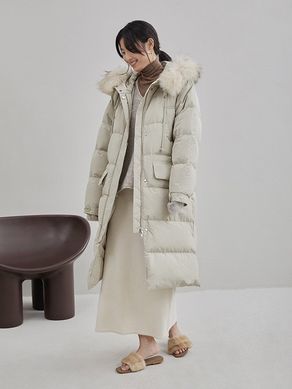 OrangeDesire2020秋冬季米色带毛领羽绒服