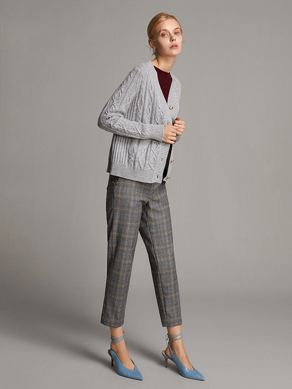 珍贝2020秋冬季灰色纯色针织衫