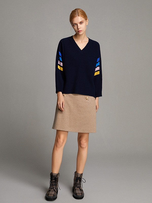 珍贝2020秋冬季藏蓝色撞色针织衫