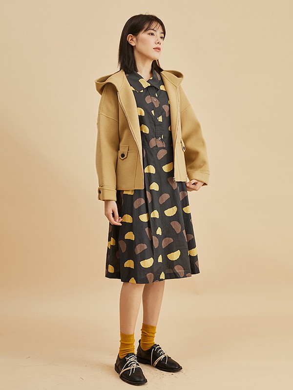 衣魔得思女装2020秋冬季卡其色连帽外套