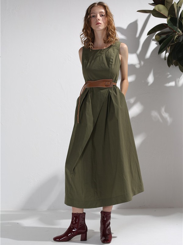 ​艾璞琪2020春夏季绿色无袖连衣裙