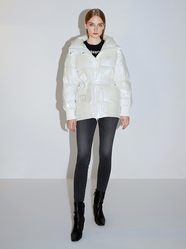 misssixty2020秋冬季白色亮面羽绒服