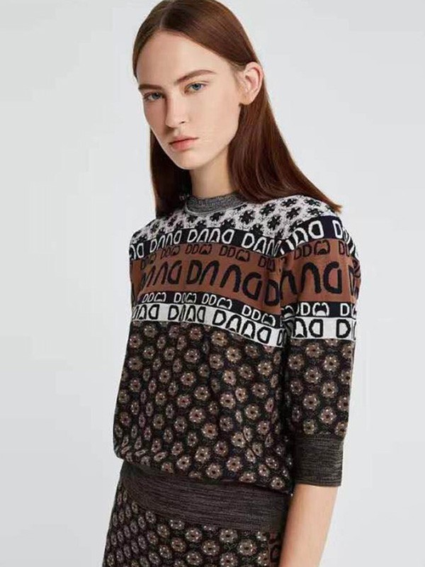 漫多姿2020秋冬季黑色撞色毛衣