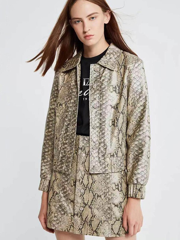 漫多姿2020秋冬季卡其色印花皮衣