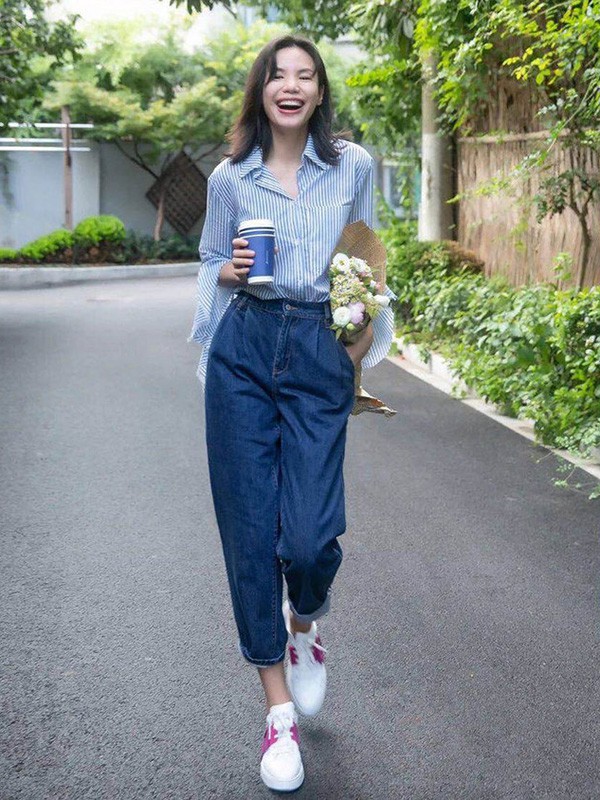 漫多姿2020秋冬季蓝色条纹衬衫