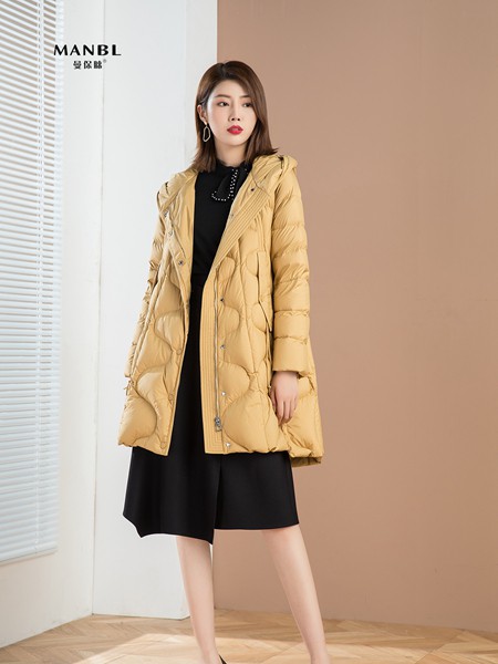 曼保睐2020秋冬装女装