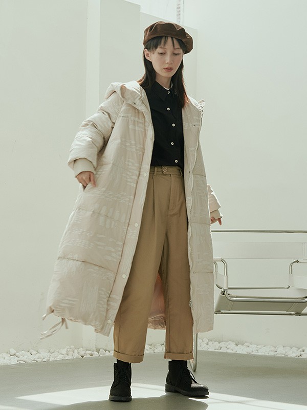 马可未2020秋冬季米色印花羽绒服