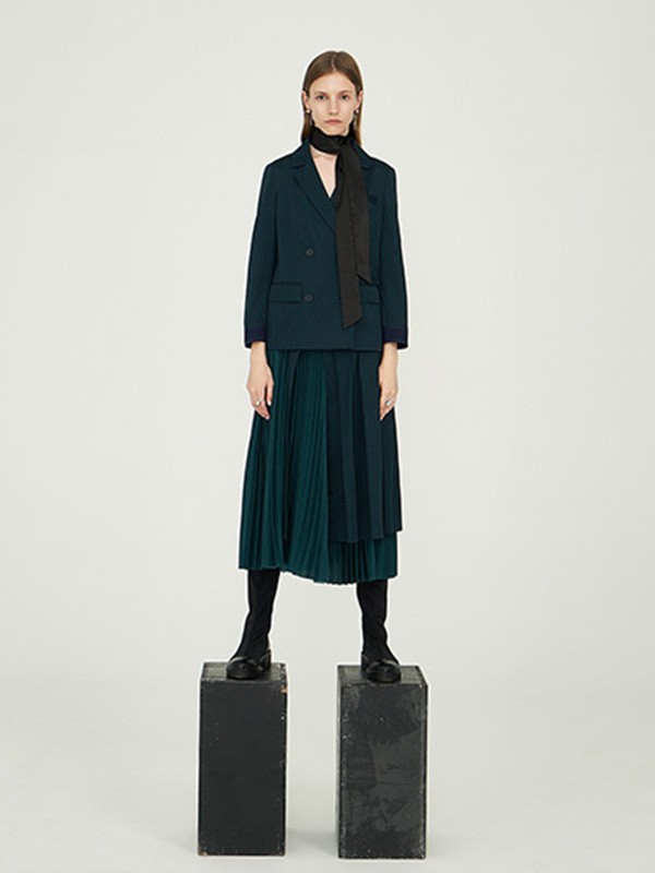 玛塞莉2020秋冬季藏蓝色宽松西装