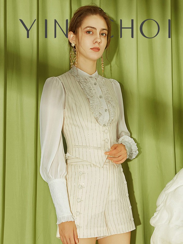 千颖2020秋冬季白色条纹套装