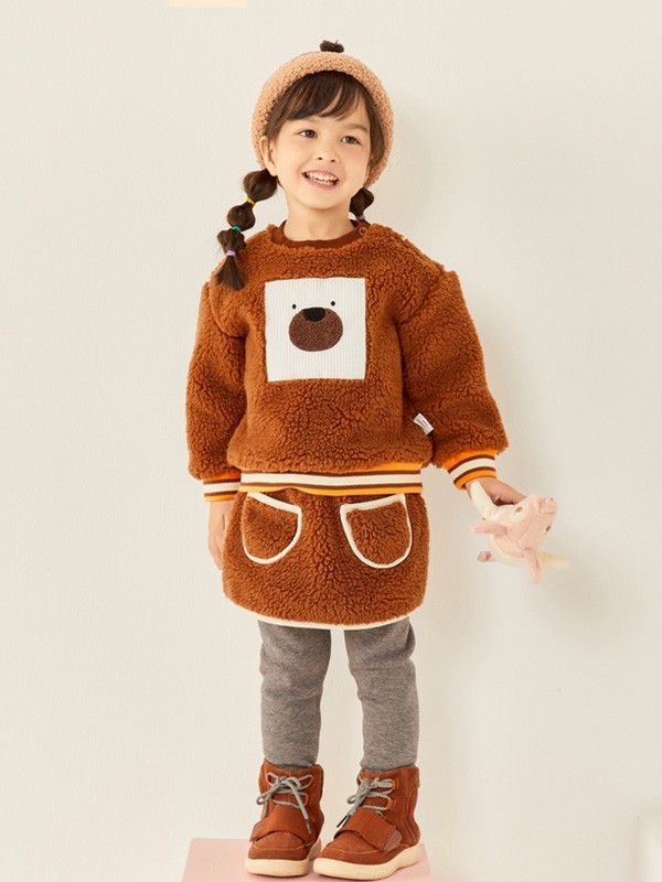 Moomoo童装2020秋冬季咖啡色动漫卡通上衣
