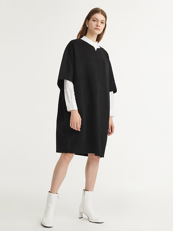 O.C.E.2020秋冬季黑色宽松连衣裙