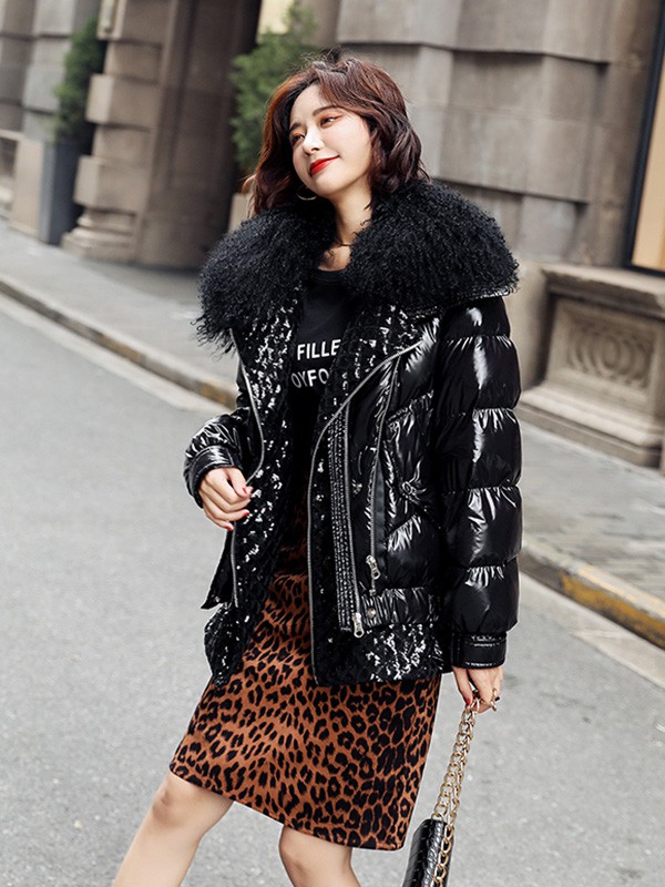 热嘉2020秋冬季黑色带毛领羽绒服