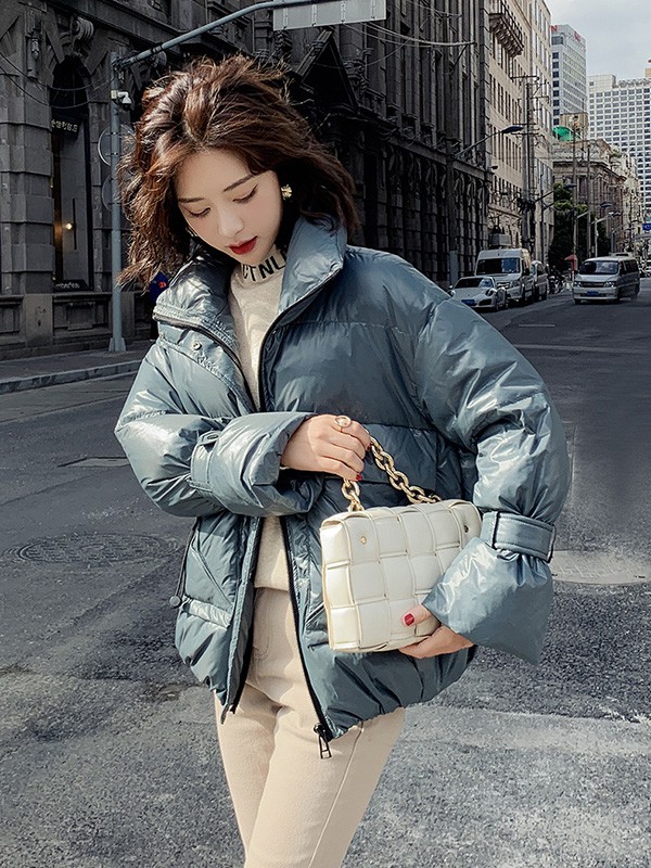 热嘉2020秋冬季蓝色宽松羽绒服