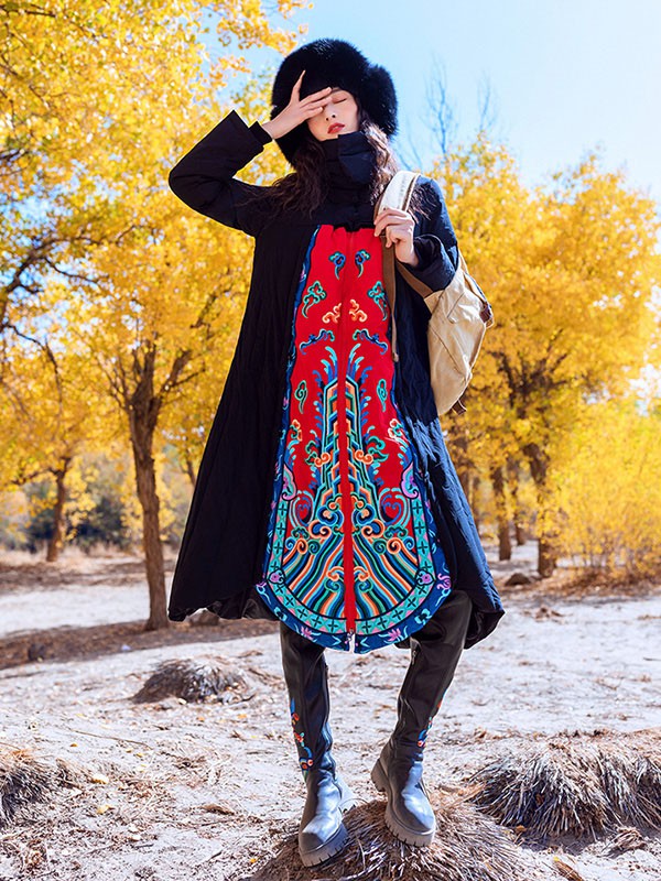素萝女装2020秋冬季黑色刺绣大衣