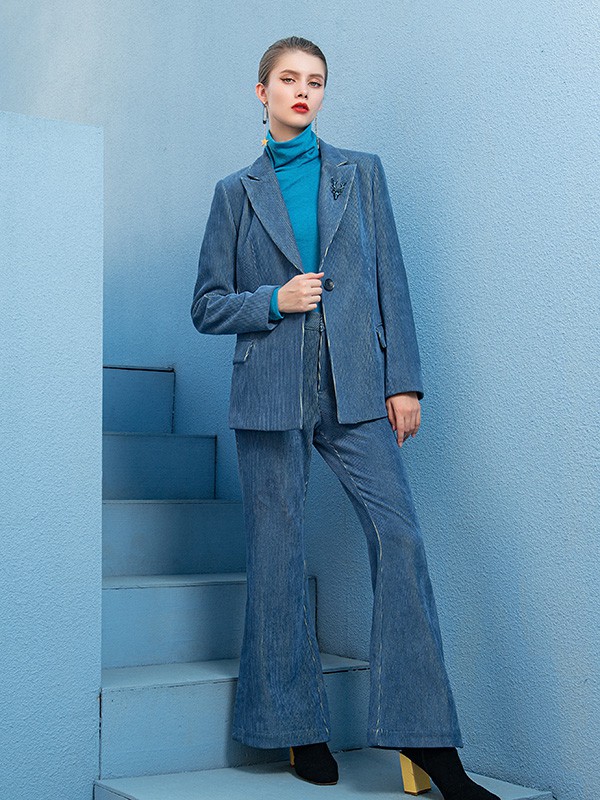 例格2020秋冬季蓝色暗纹西装