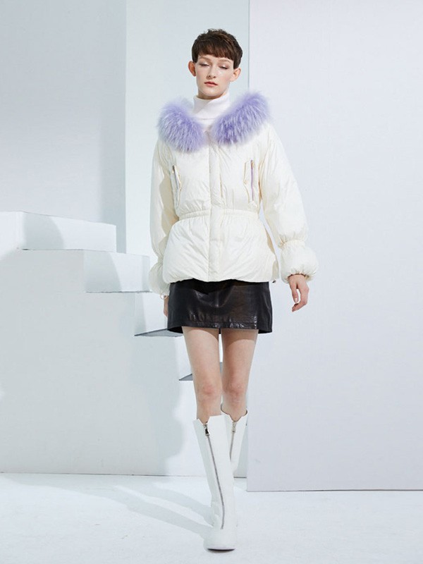美言女装2020秋冬季白色带毛领羽绒服