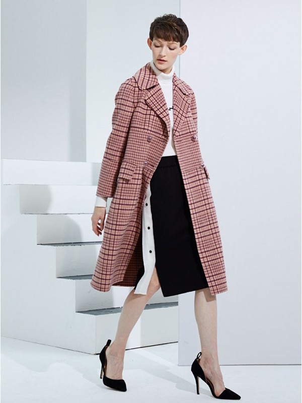 美言女装2020秋冬季粉色格子大衣