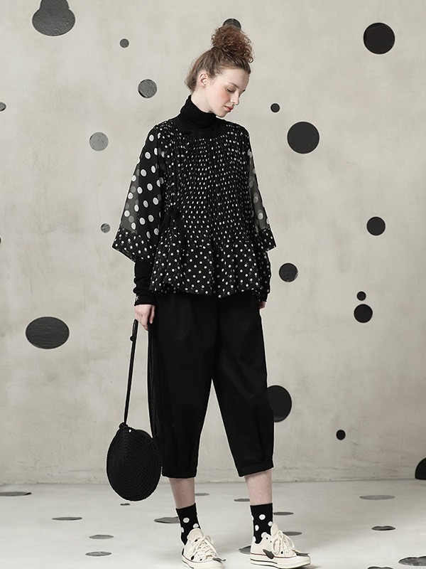 茶愫女装2020秋冬季黑色波点上衣